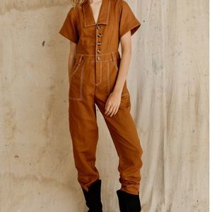 NWT LENNI THE LABEL TAN/brown JUMPSUIT